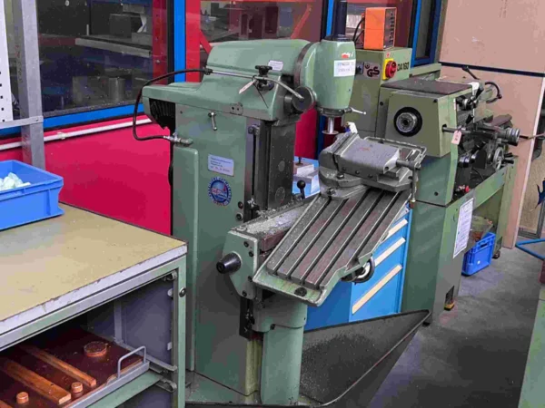 Deckel FP1 Universalfräsmaschine