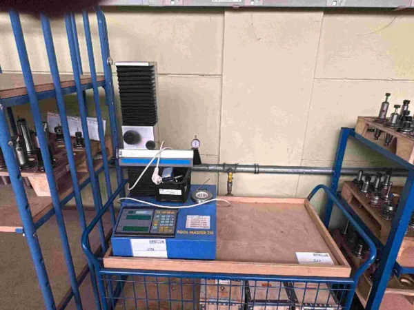 PWB Swiss Tool Master 310 Werkzeugvoreinstellgerät