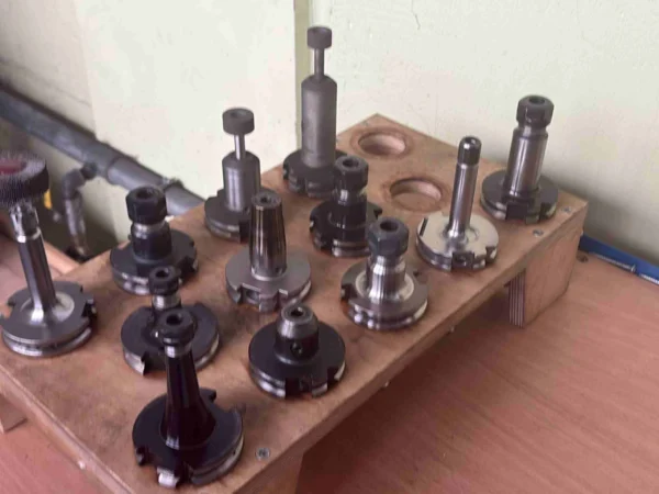 SK40 Werkzeugaufnahmen mit Fräsern