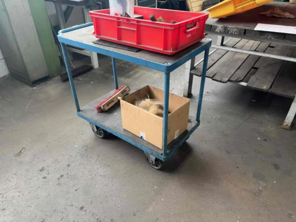 Fetra Fetra Tischwagen, 2 Ebenen, Stahlblech, Total Stop