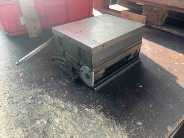 Johann Fischer Aschaffenburg Guete 1+ Permanentmagnet-Sinustisch Johann Fischer