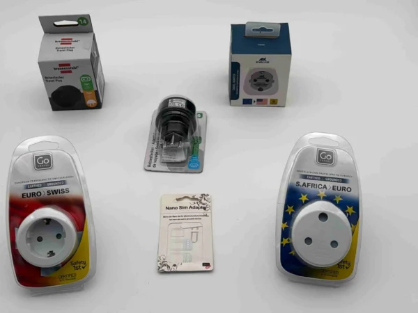 Konvolut Reiseadapter