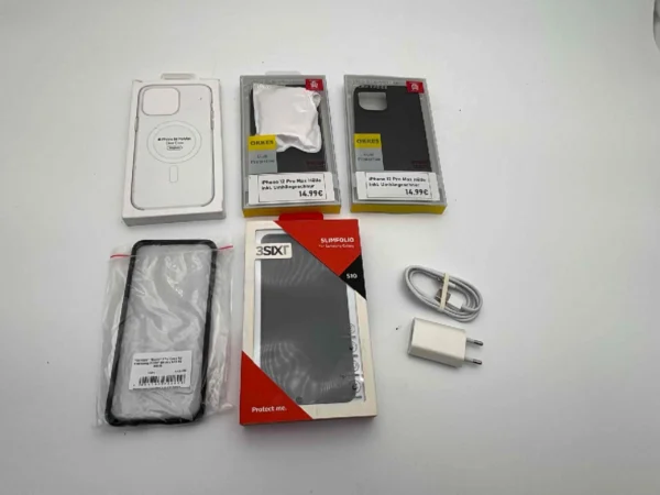 Konvolut Smartphone-Hüllen