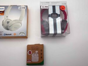 Konvolut Kopfhörer/Zubehör