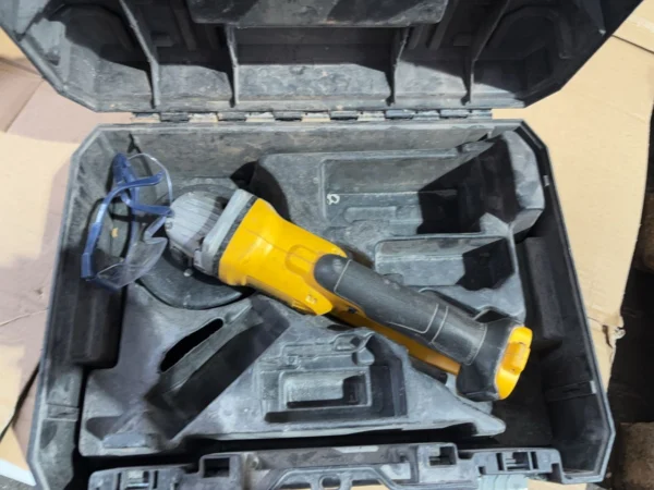 DeWalt DCG412 Akku-Winkelschleifer
