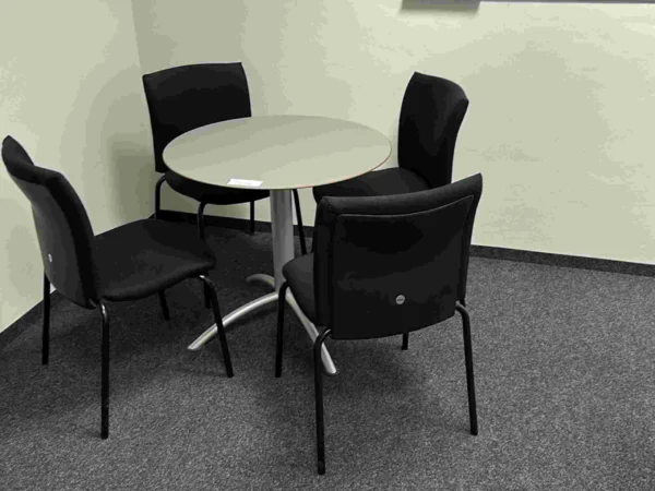 Besprechungstisch rund, 4 Besucherstühle