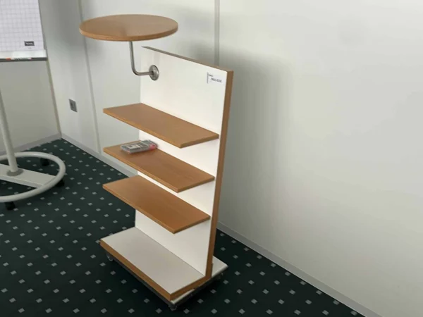 Design-Rollwagen, Korpus weiß