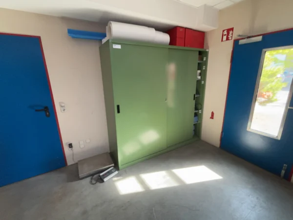 Schiebetürenschrank