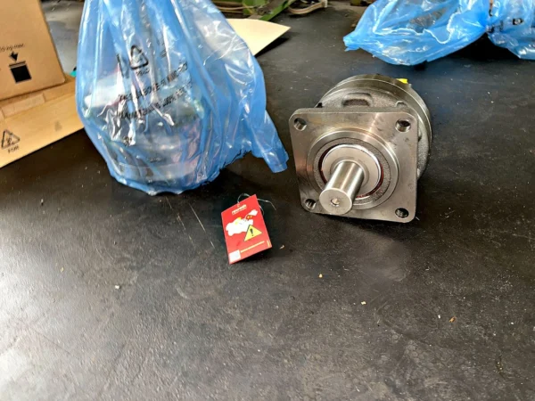 Hydraulikmotor REXROTH MCR10 2 Stück