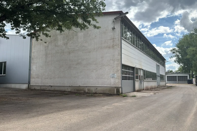 Insolvenzverwertung Oppenweiler | Metallbearbeitung, Werkzeugaufnahmen und Betriebsausstattung