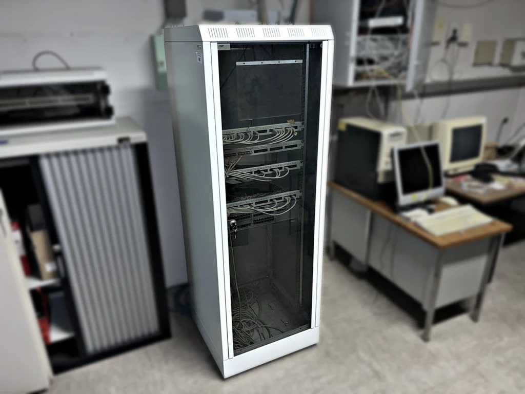 Netzwerkschrank