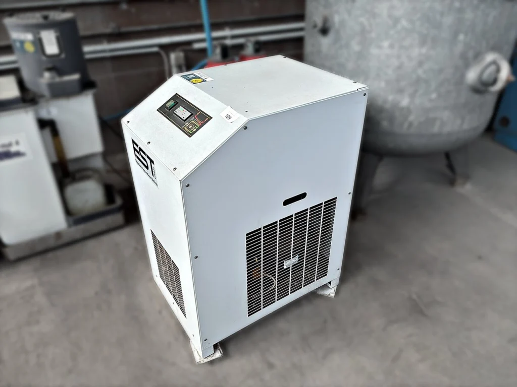 FST DFX 18 Kältetrockner