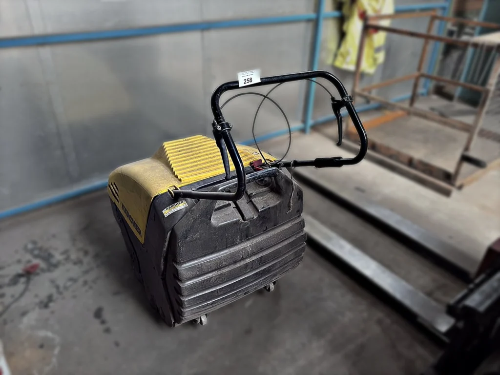 Kärcher KSM 750 Kehrmaschine