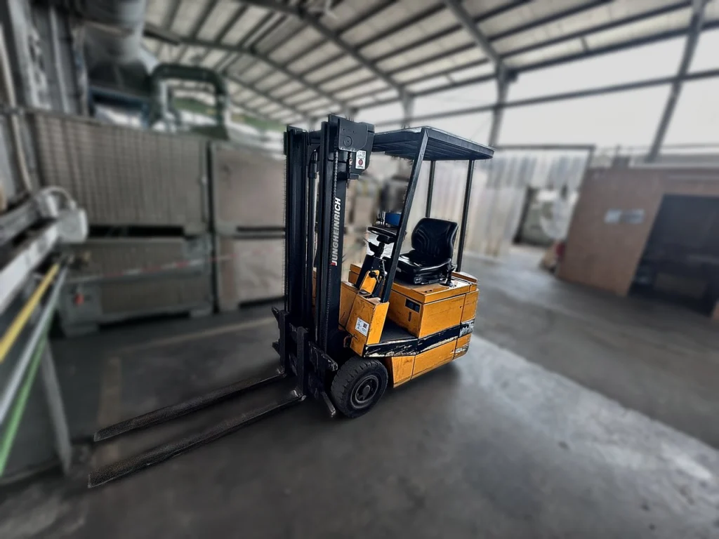 Jungheinrich EFG-DH 15 Elektro-Gabelstapler 1.500 kg