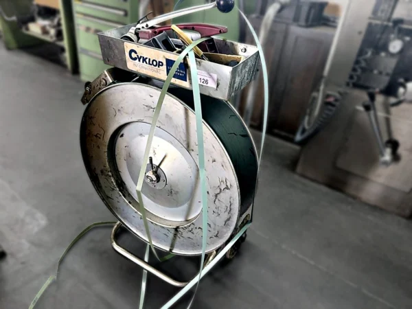CYKLOP CMT50 Umreifungswagen mit Akku-Umreifungsgerät