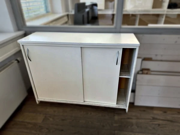 Sideboard mit Schiebetüren