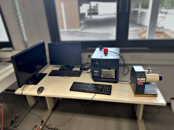 Datamax I-4308 Etikettendrucker mit Applikator und Monitoren 2 Stück