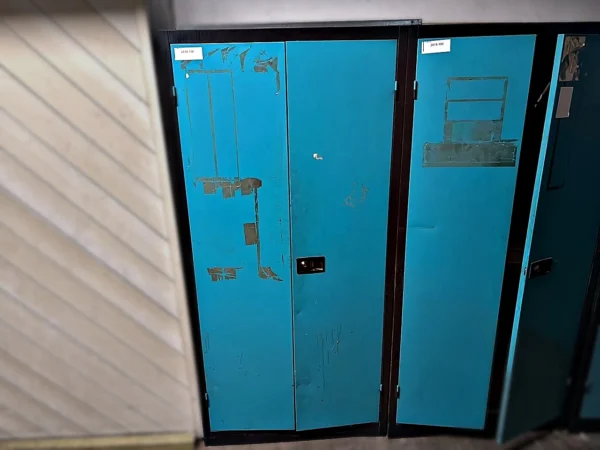 Stahlschrank zweitürig