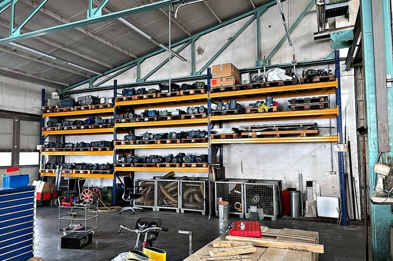 Standortauflösung Mocopinus GmbH & Co. KG Karlsruhe | Büroausstattung, EDV-Arbeitsplätze, Lager- & Betriebsausstattung, Drucklufttechnik