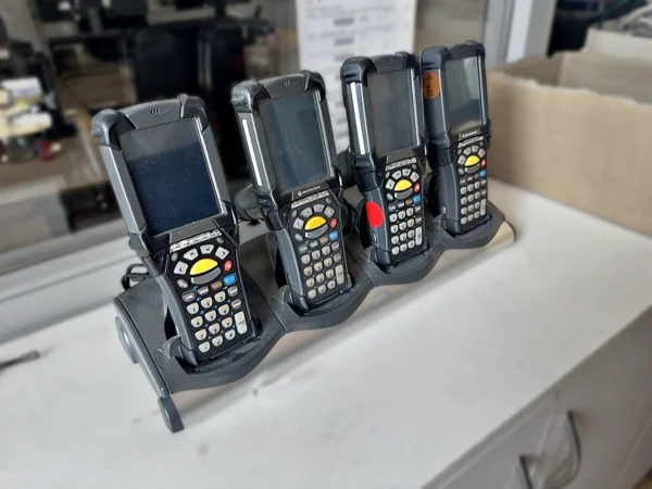 Symbol MC9090 Barcodescanner 4 Stück mit Ladestation