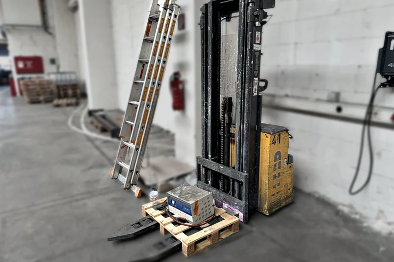 Standortauflösung Mocopinus GmbH & Co. KG Karlsruhe | Büroausstattung, EDV-Arbeitsplätze, Lager- & Betriebsausstattung, Drucklufttechnik