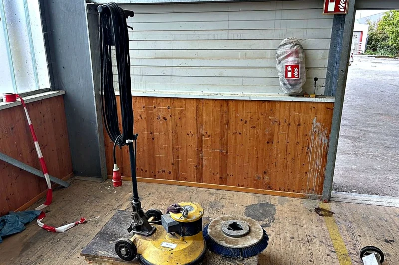Standortauflösung PERI Schalungsbau Bobenheim-Roxheim | Schweißtechnik, Lager- & Betriebsausstattung, Schrauben- & Kleinteilebestände