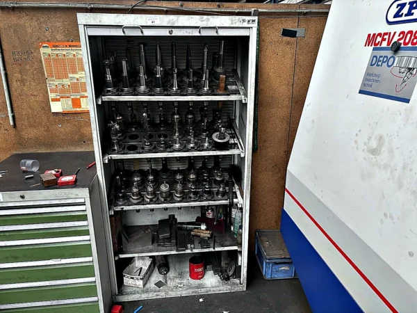 Werkzeugschrank Rollladen SK 50 mit Inhalt