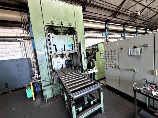 Hydraulische Tiefziehpresse