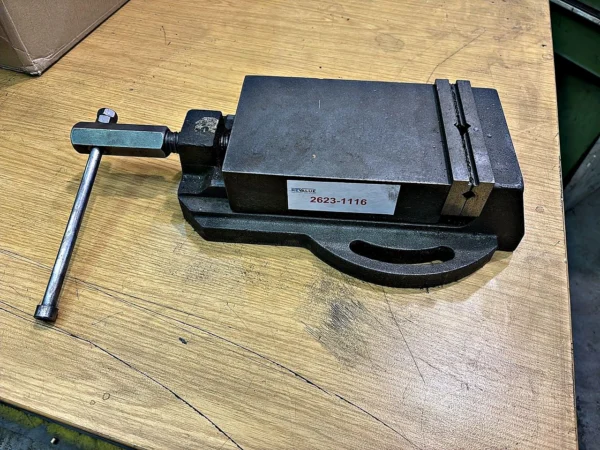 FZA-150 Maschinenschraubstock