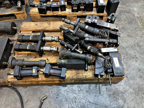 Posten Hydraulikzylinder