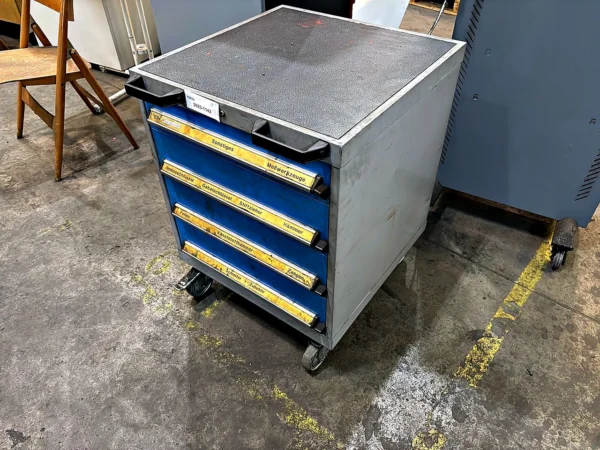 Werkzeugschubladenschrank mit Inhalt