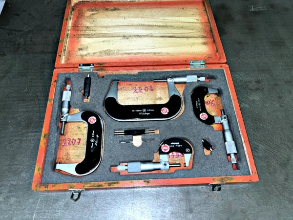 Mitutoyo Bügelmessschrauben-Satz 0–100 mm