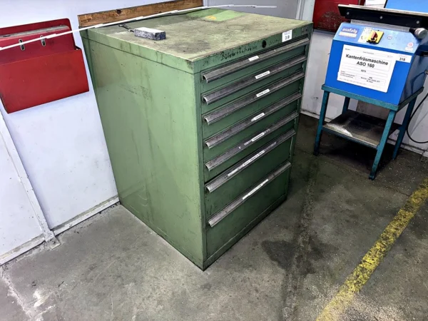 Werkzeugschubladenschrank mit Inhalt