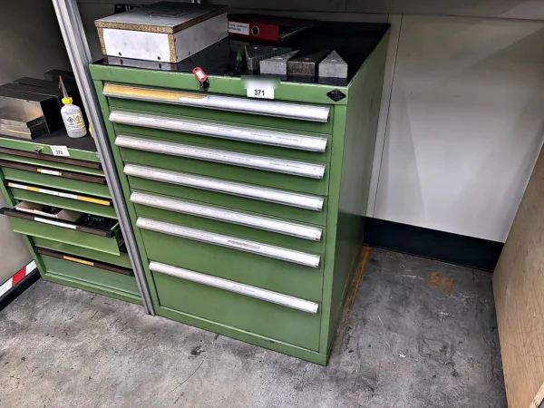 Werkzeugschubladenschrank mit Inhalt