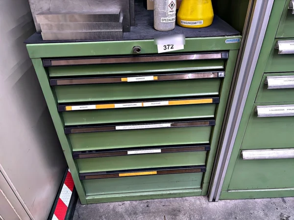 Werkzeugschubladenschrank mit Inhalt