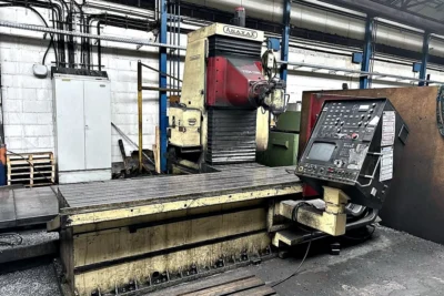 Anayak HVM-3300 CNC-Bettfräsmaschine