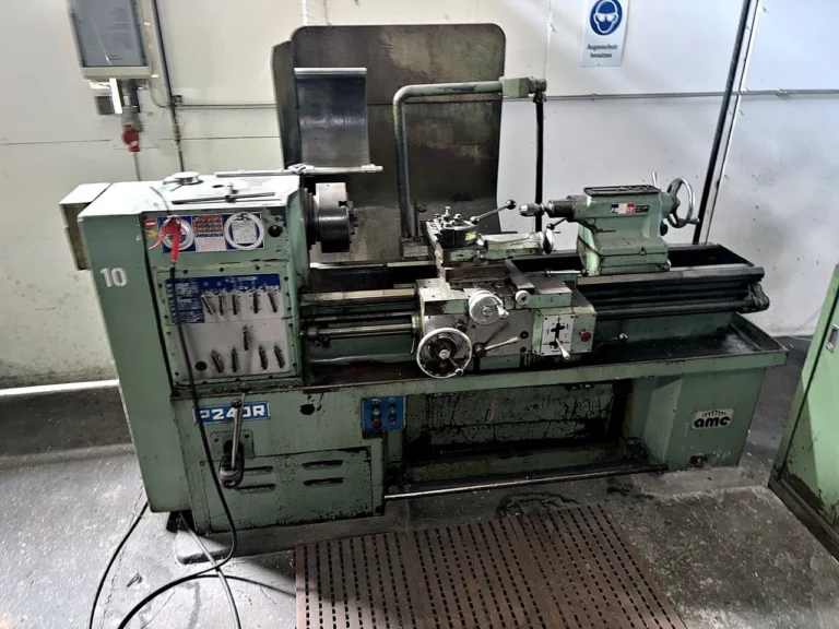 Leit- und Zugspindeldrehmaschine AMC P240R