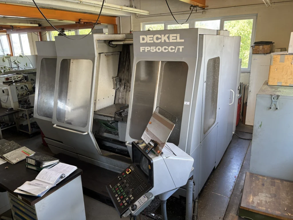 Universal-Bearbeitungszentrum Deckel FP50 CC/T