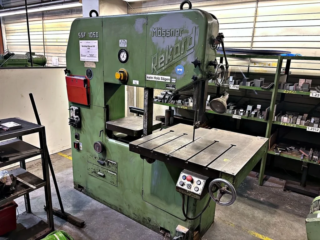 Vertikal-Metallbandsäge Mössner Rekord SSF/1050